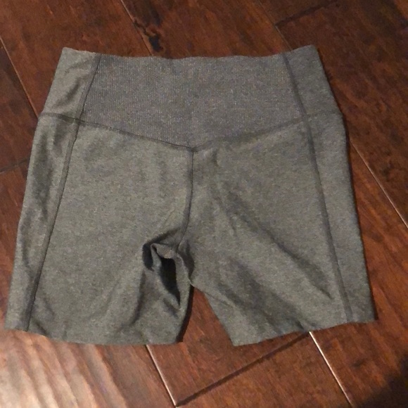 Nike spandex! (With pocket) - Picture 2 of 4